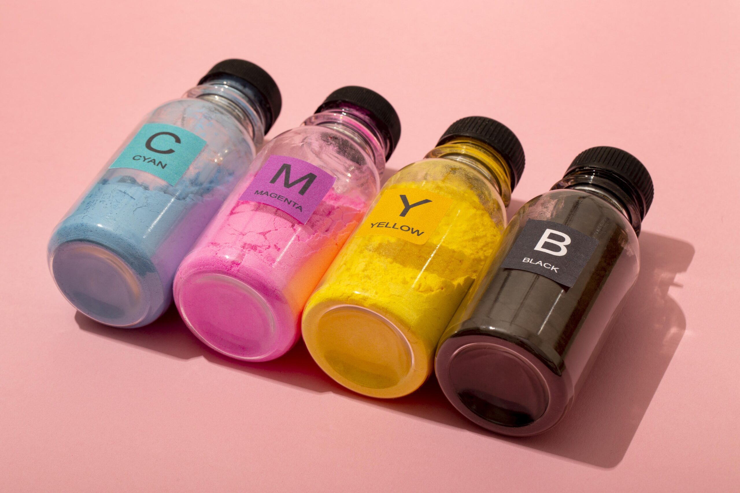 kompozycja-martwych-tonerow-cmyk